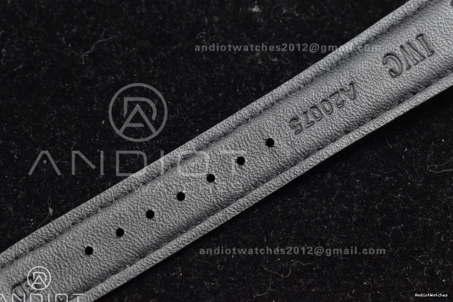 Genuine) IW371482 ZF Thickness on Practical Black 1:1 (Same as Best Leather Edition Portuguese Strap 444 A7750 Chrono 0211